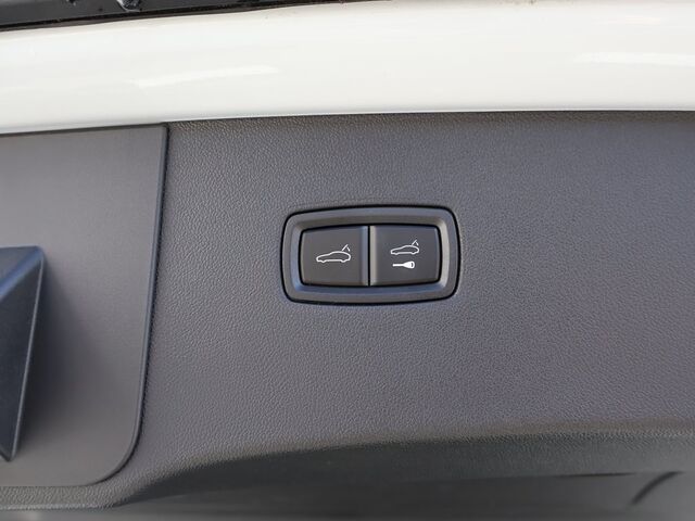 2024 Porsche Cayenne Coupe Merriam KS