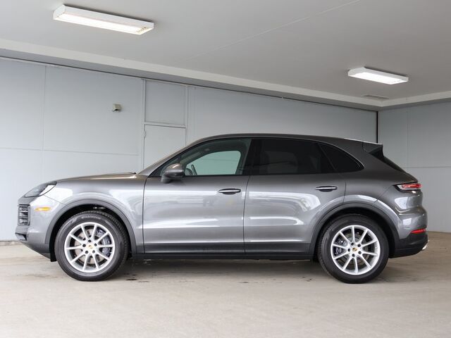 2024 Porsche Cayenne  Merriam KS