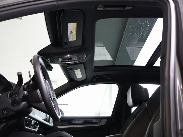 2024 Porsche Cayenne  Merriam KS