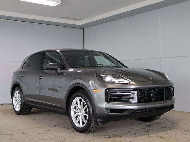 2024 Porsche Cayenne  Merriam KS
