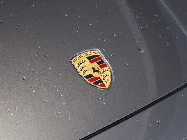 2024 Porsche Cayenne  Merriam KS