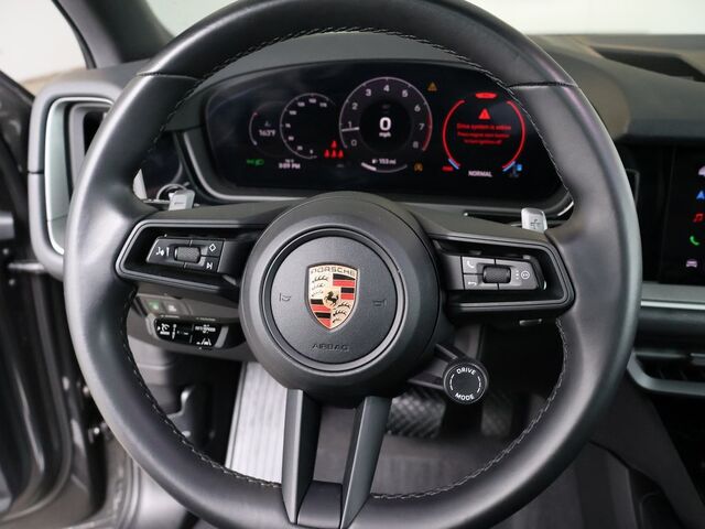 2024 Porsche Cayenne  Merriam KS