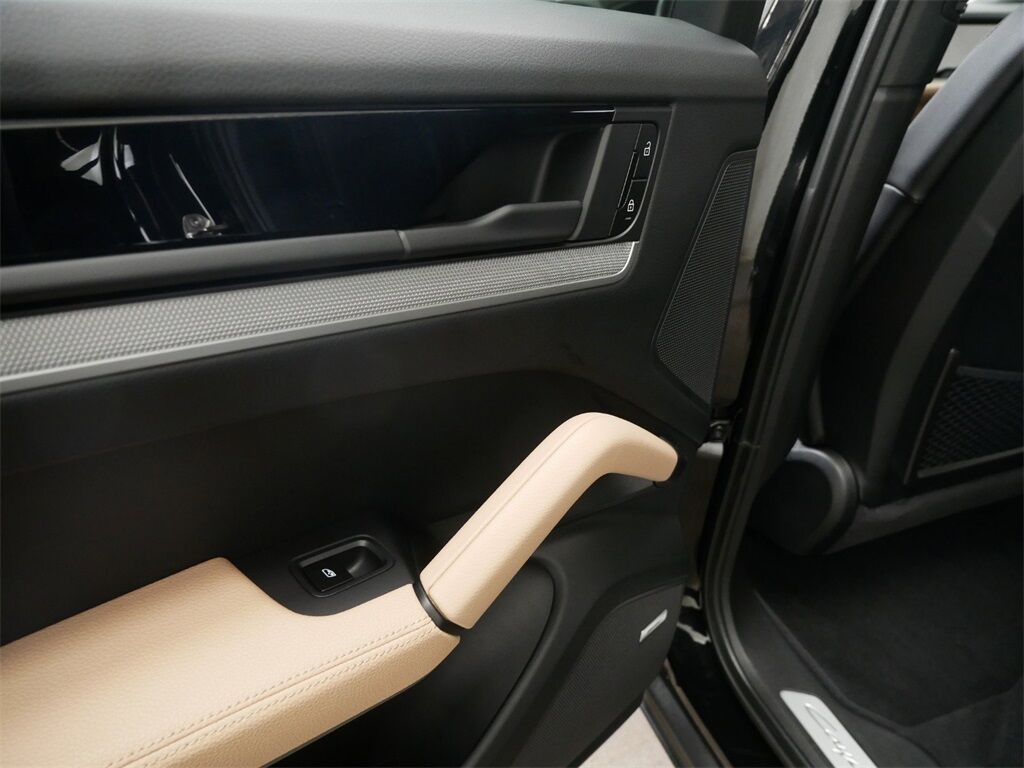 2024 Porsche Cayenne Oak Ridge TN