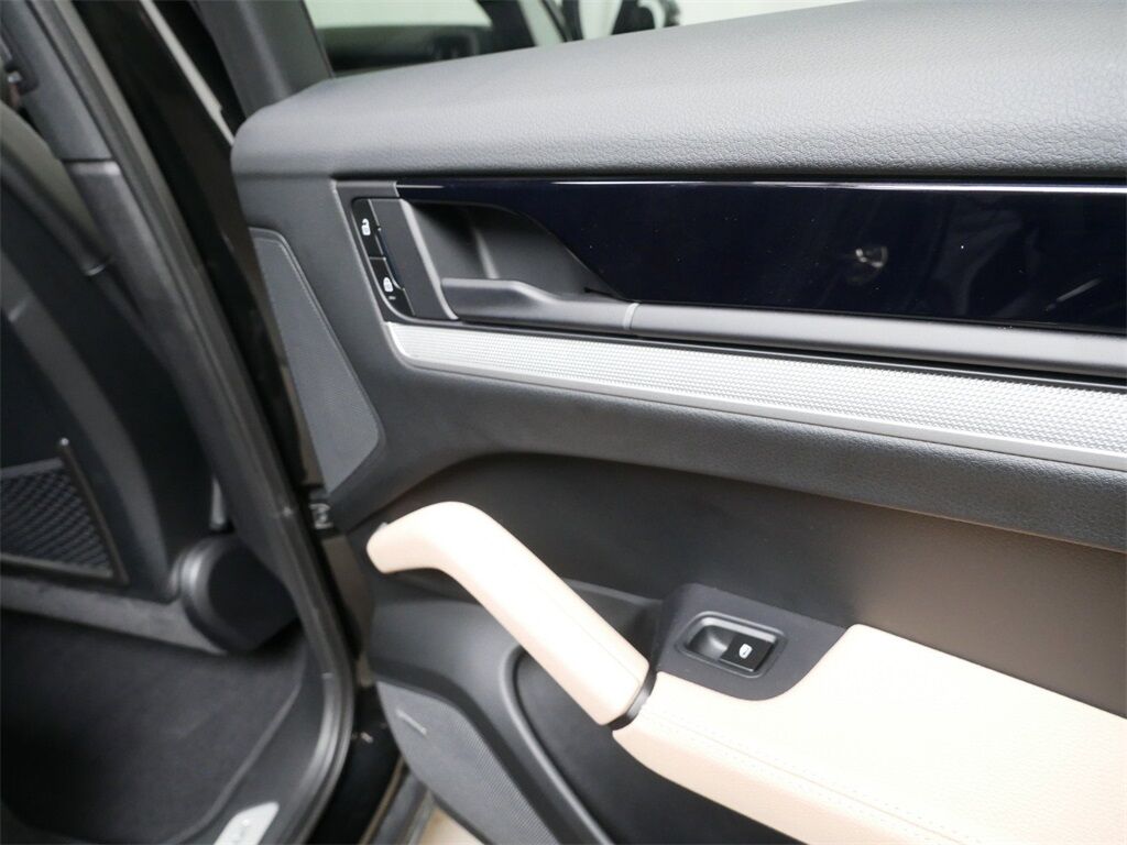 2024 Porsche Cayenne Oak Ridge TN