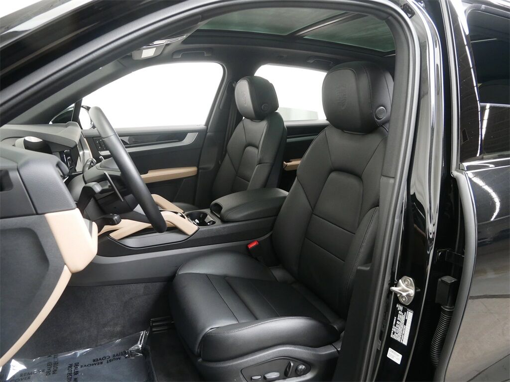 2024 Porsche Cayenne Oak Ridge TN