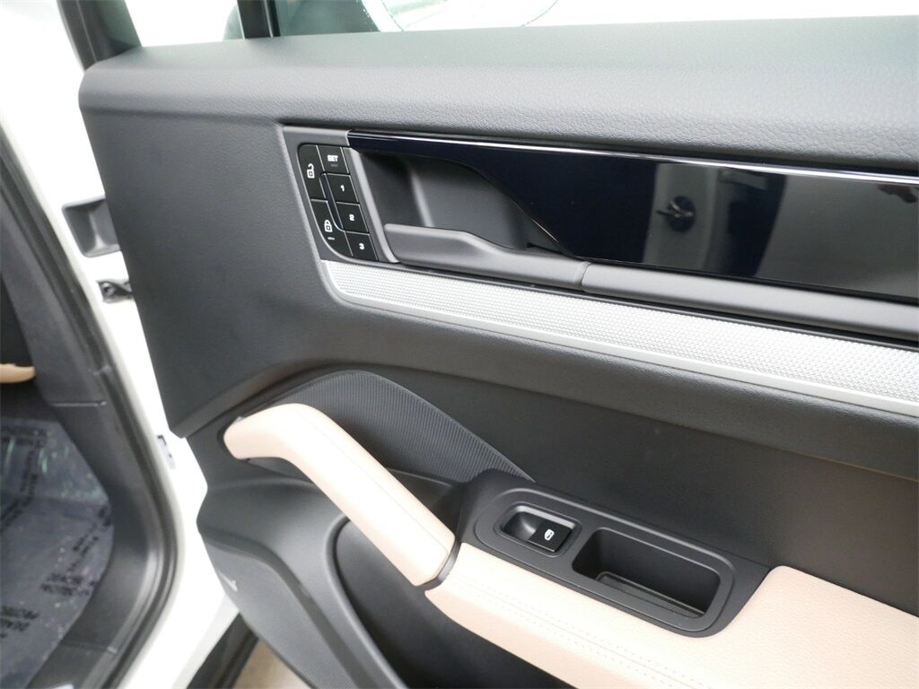 2024 Porsche Cayenne Oak Ridge TN