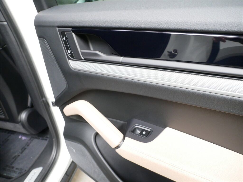 2024 Porsche Cayenne Oak Ridge TN