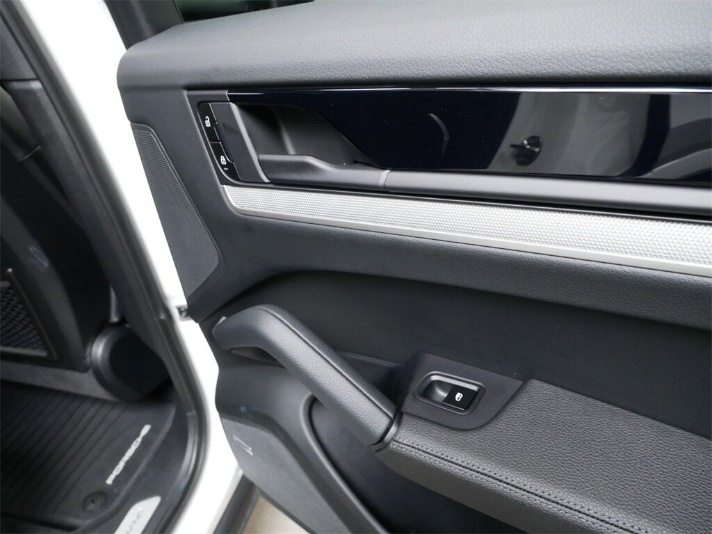 2024 Porsche Cayenne Oak Ridge TN