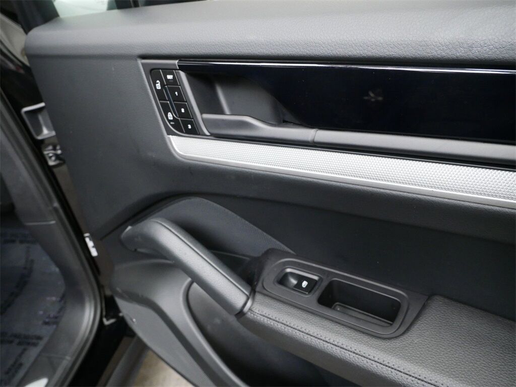 2024 Porsche Cayenne Oak Ridge TN