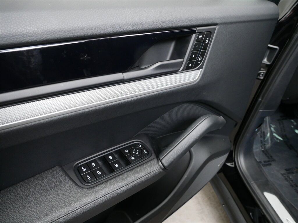 2024 Porsche Cayenne Oak Ridge TN