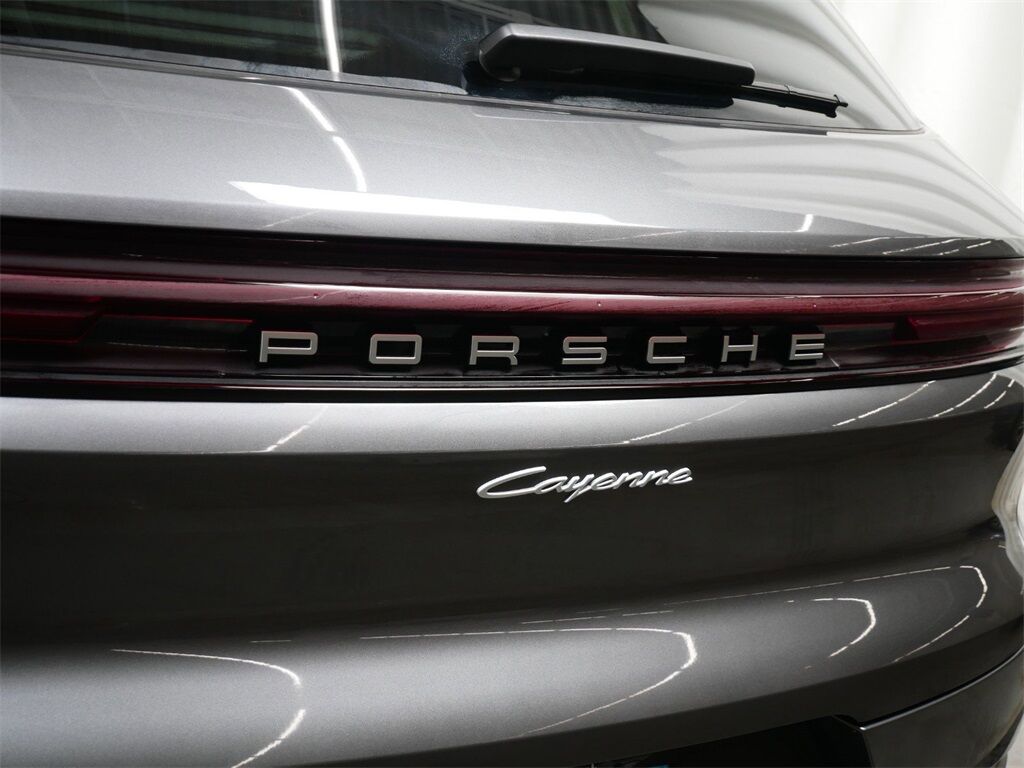 2024 Porsche Cayenne Oak Ridge TN