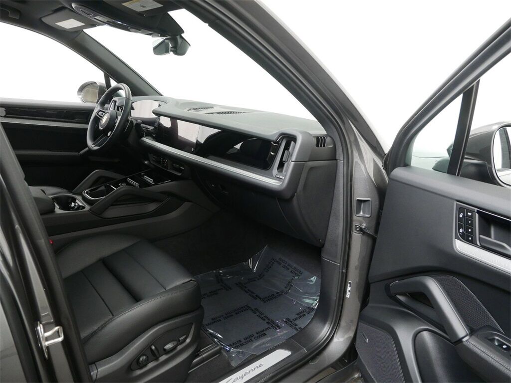 2024 Porsche Cayenne Oak Ridge TN