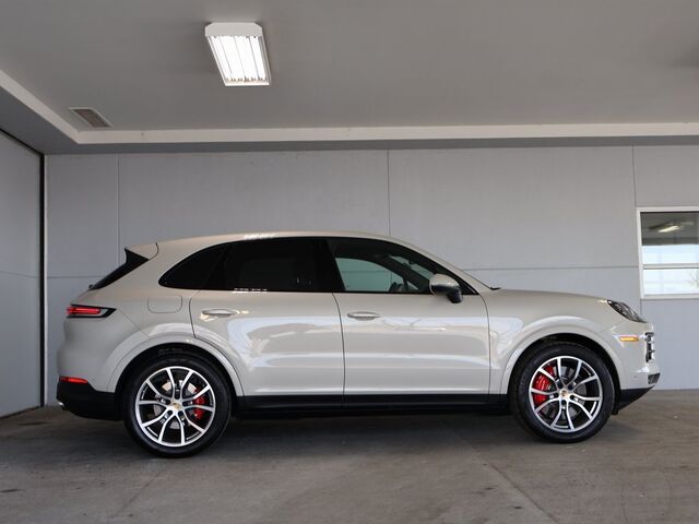 2024 Porsche Cayenne S Merriam KS