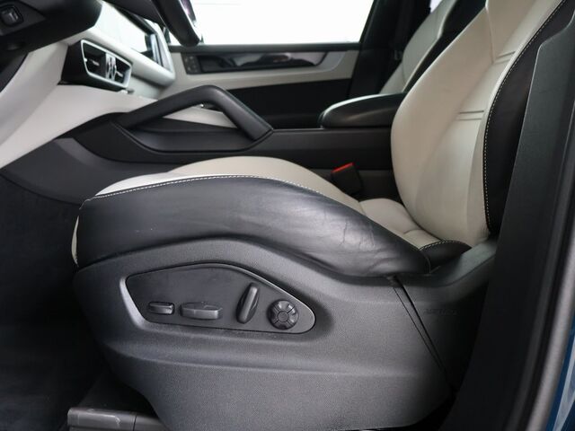 2024 Porsche Cayenne S Merriam KS