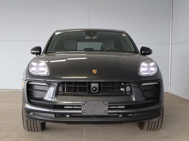 2024 Porsche Macan  Merriam KS