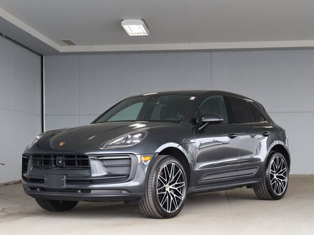 2024 Porsche Macan  Merriam KS