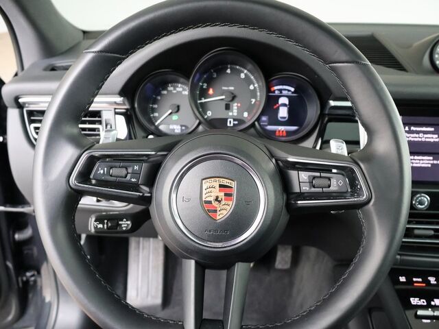 2024 Porsche Macan  Merriam KS
