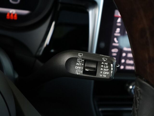 2024 Porsche Macan  Merriam KS