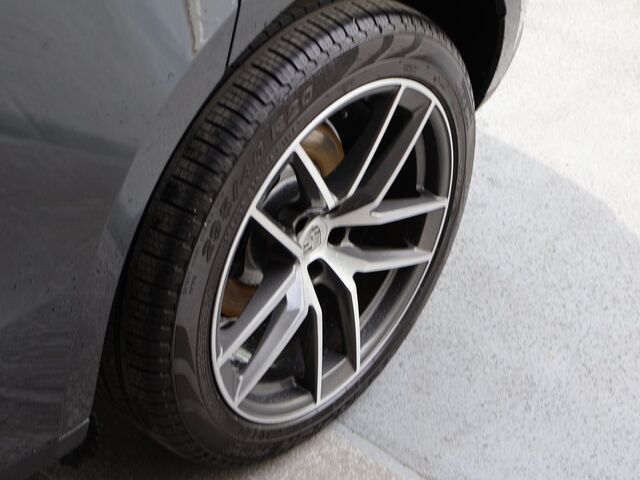 2024 Porsche Macan  Merriam KS