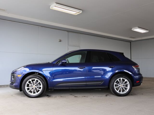 2024 Porsche Macan  Merriam KS
