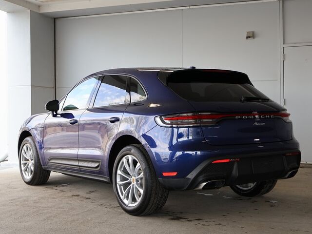 2024 Porsche Macan  Merriam KS