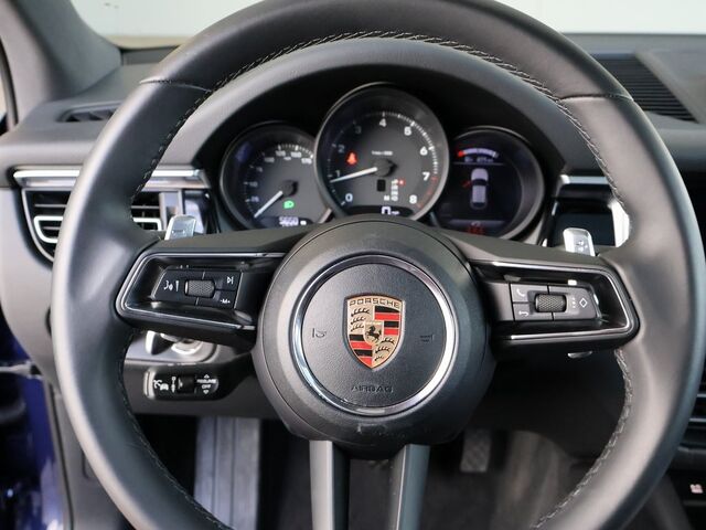 2024 Porsche Macan  Merriam KS