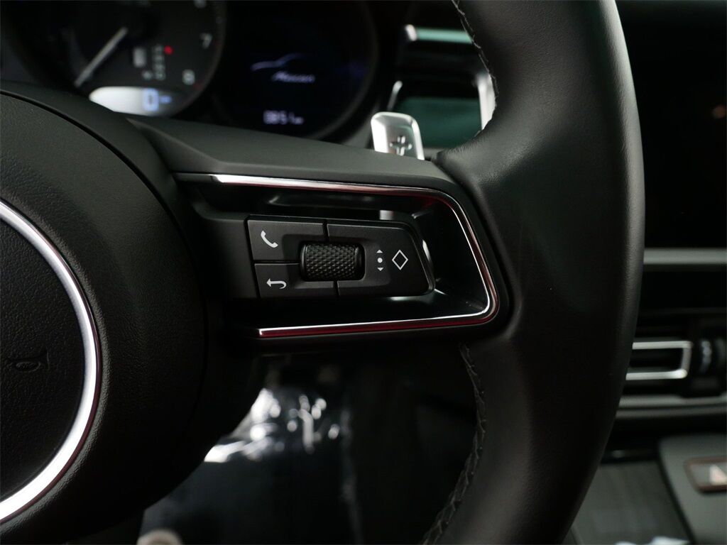 2024 Porsche Macan Oak Ridge TN