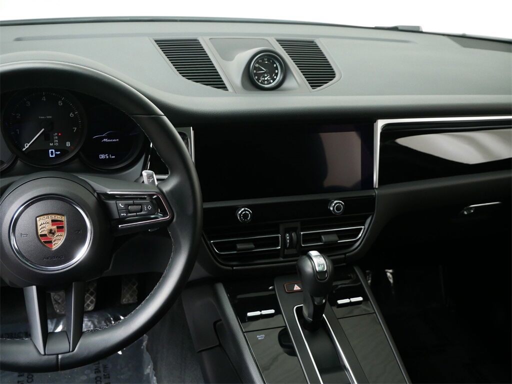 2024 Porsche Macan Oak Ridge TN