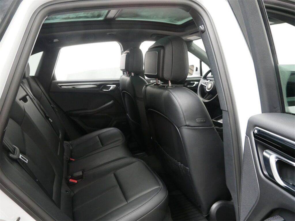 2024 Porsche Macan Oak Ridge TN