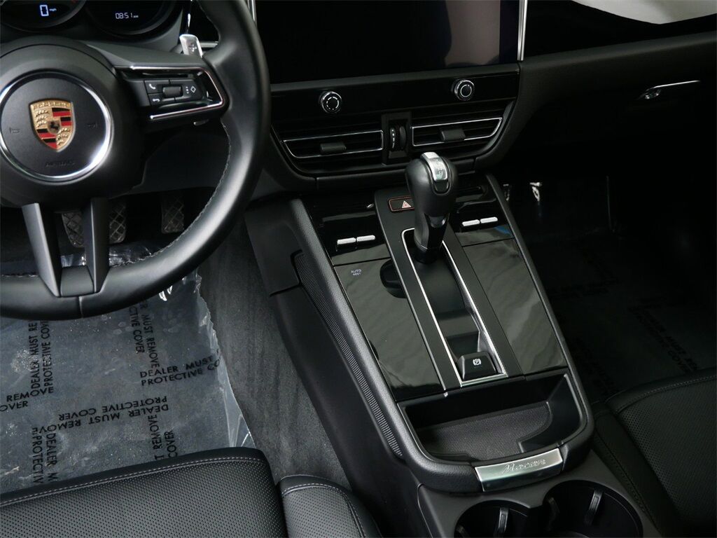 2024 Porsche Macan Oak Ridge TN