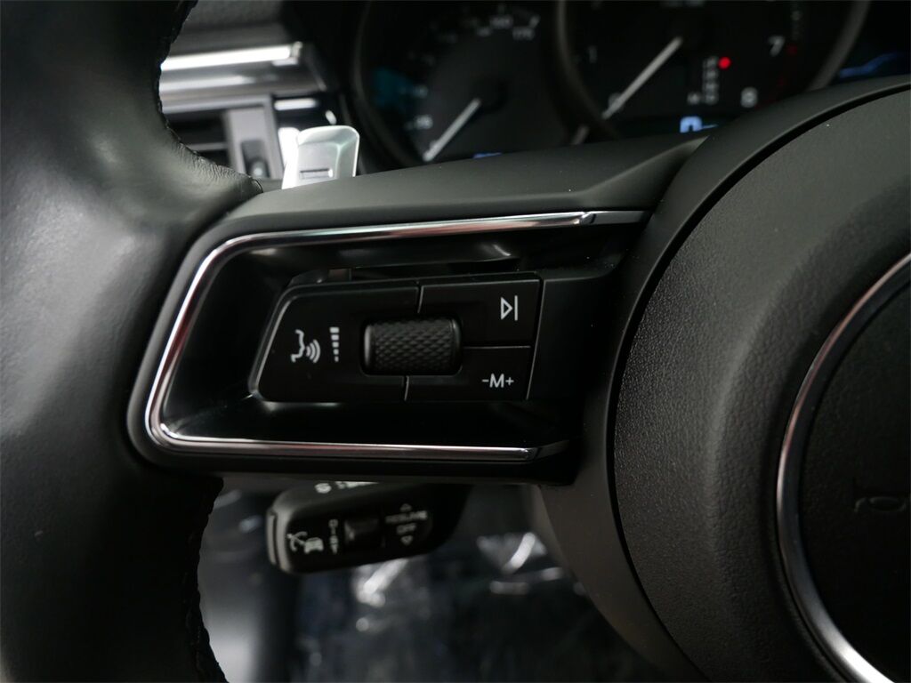 2024 Porsche Macan Oak Ridge TN