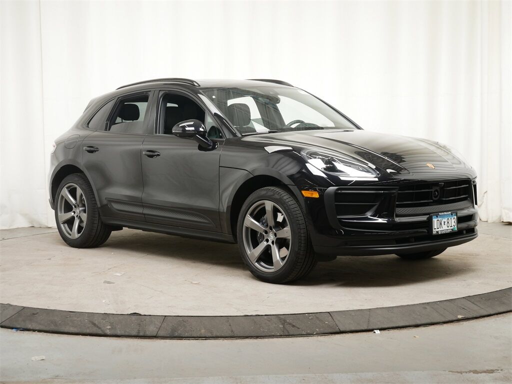 2024 Porsche Macan Oak Ridge TN