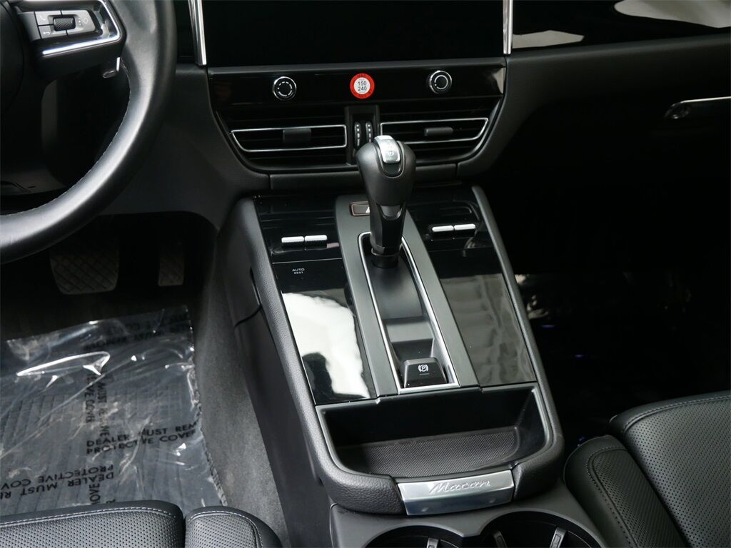 2024 Porsche Macan Oak Ridge TN