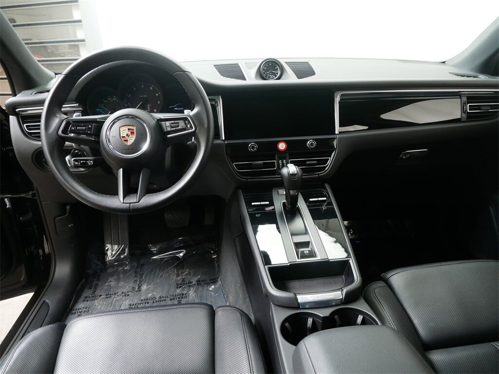 2024 Porsche Macan Oak Ridge TN
