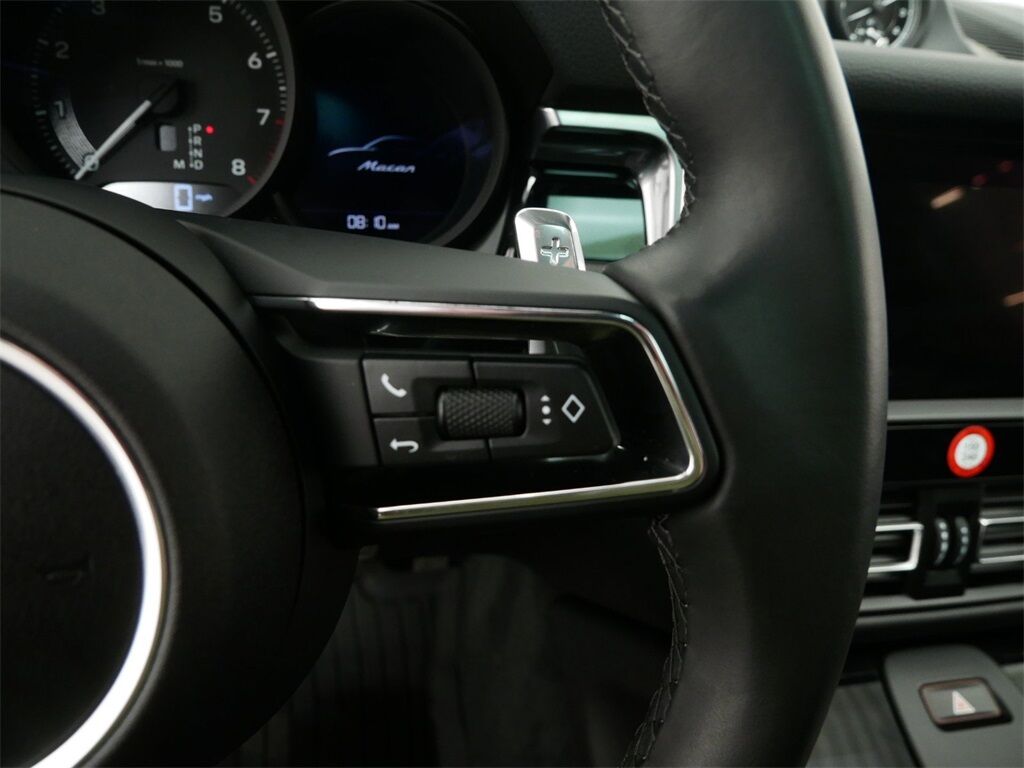 2024 Porsche Macan Oak Ridge TN