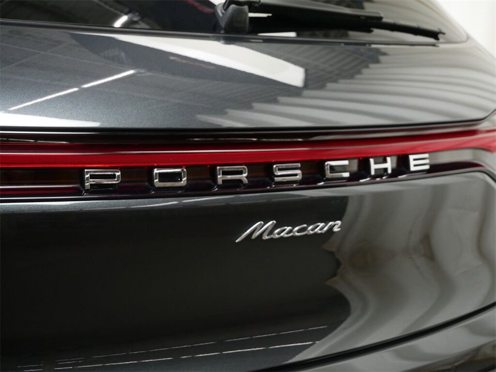 2024 Porsche Macan Oak Ridge TN