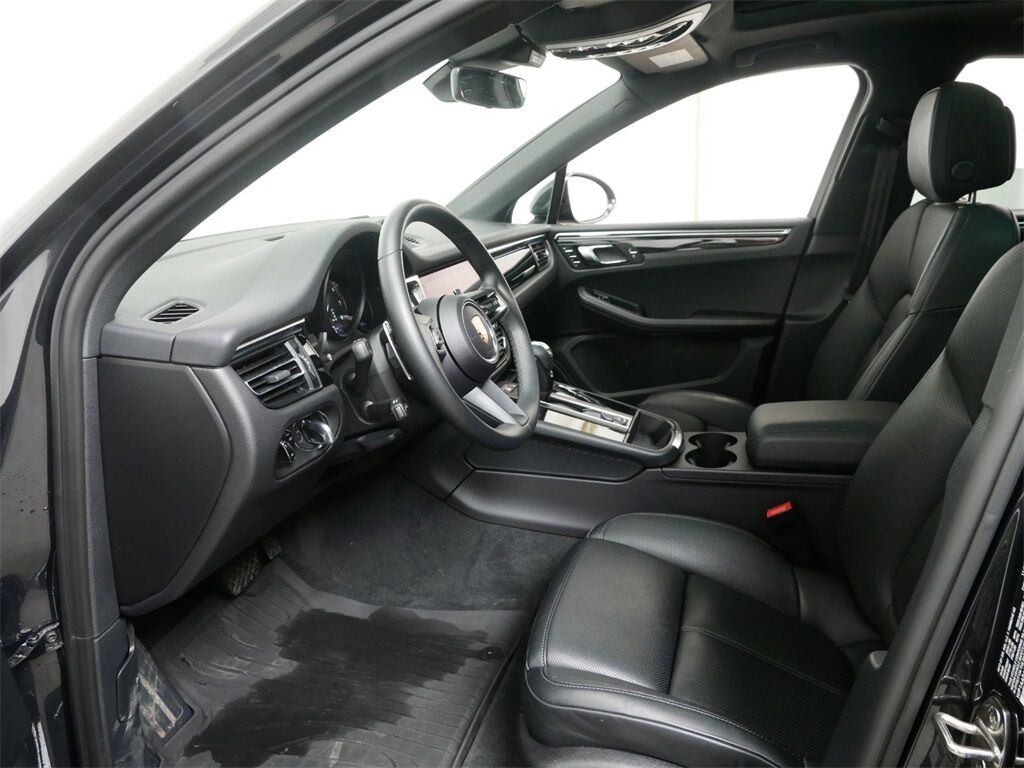 2024 Porsche Macan Oak Ridge TN