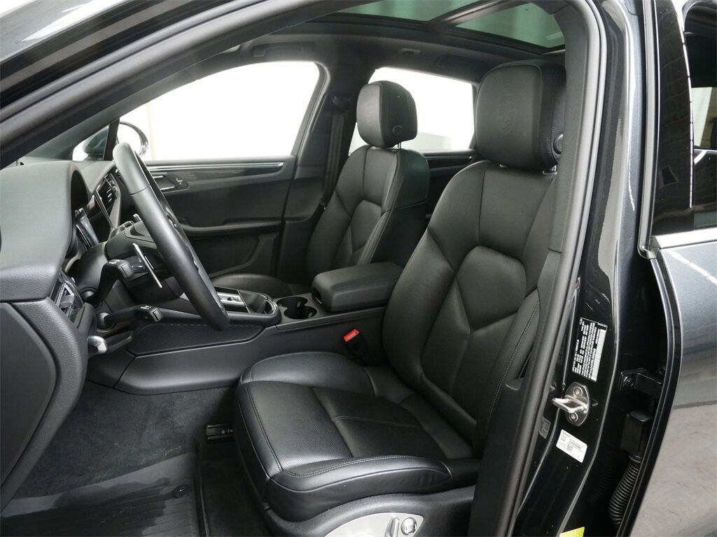 2024 Porsche Macan Oak Ridge TN