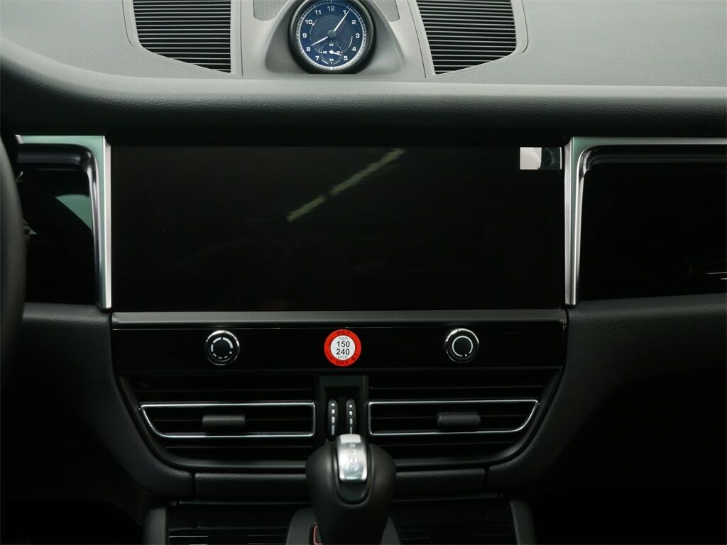 2024 Porsche Macan Oak Ridge TN