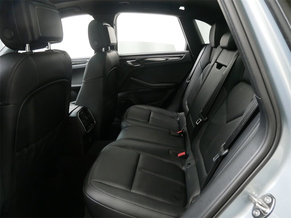 2024 Porsche Macan Oak Ridge TN