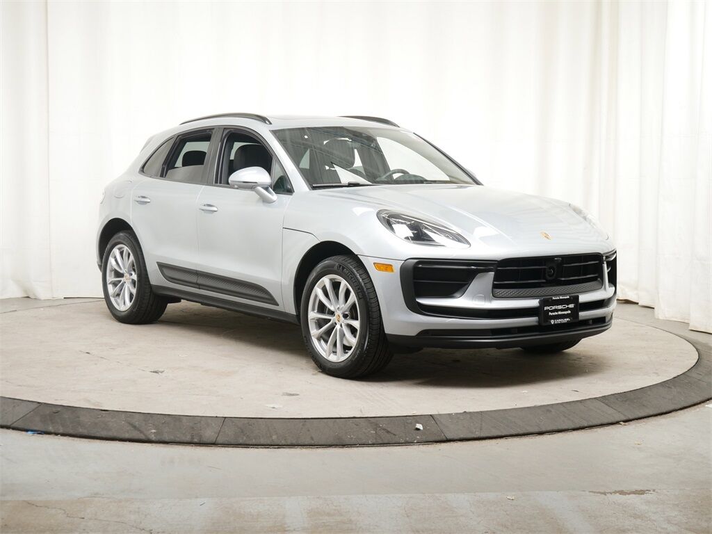 2024 Porsche Macan Oak Ridge TN