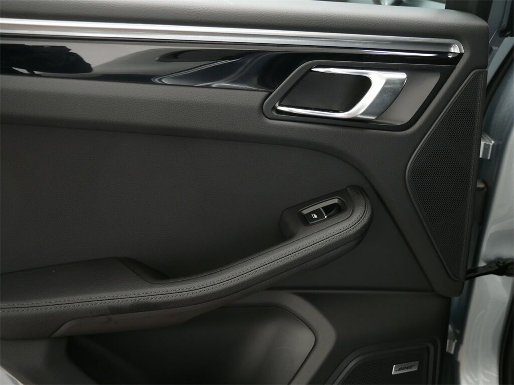 2024 Porsche Macan Oak Ridge TN