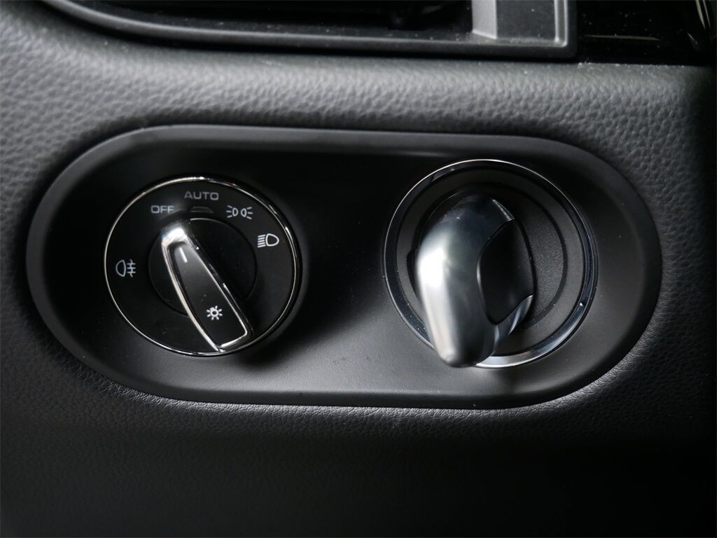 2024 Porsche Macan Oak Ridge TN