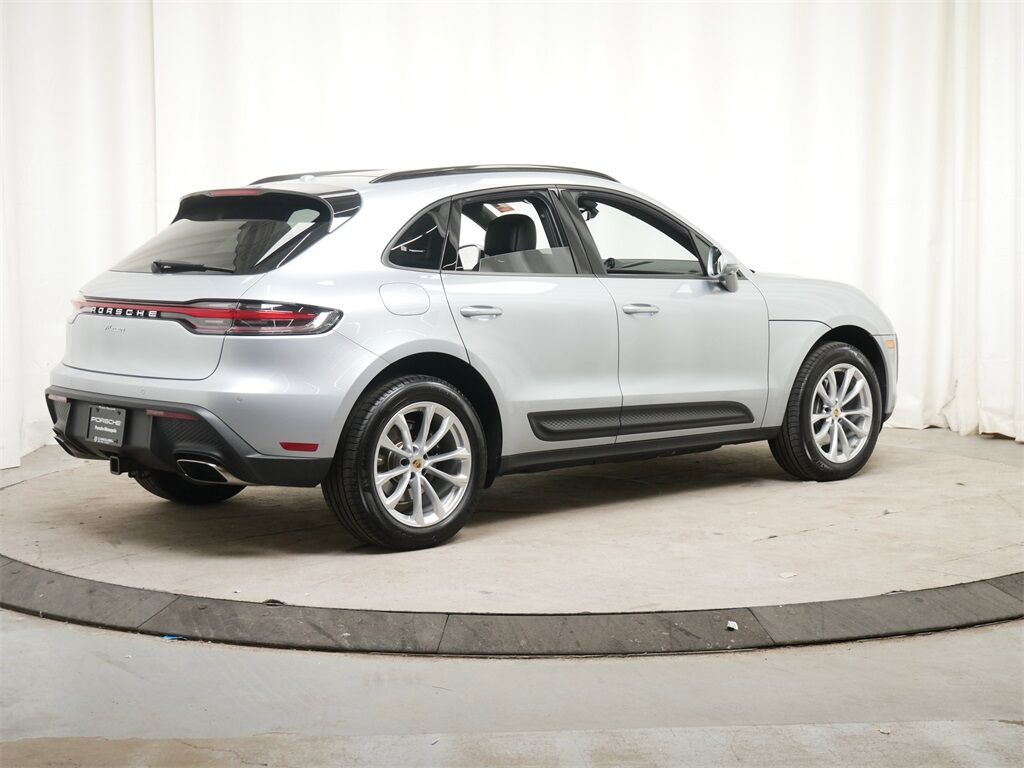 2024 Porsche Macan Oak Ridge TN