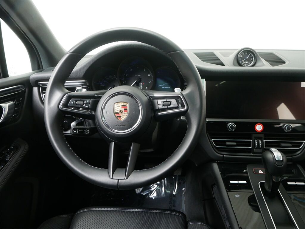 2024 Porsche Macan Oak Ridge TN