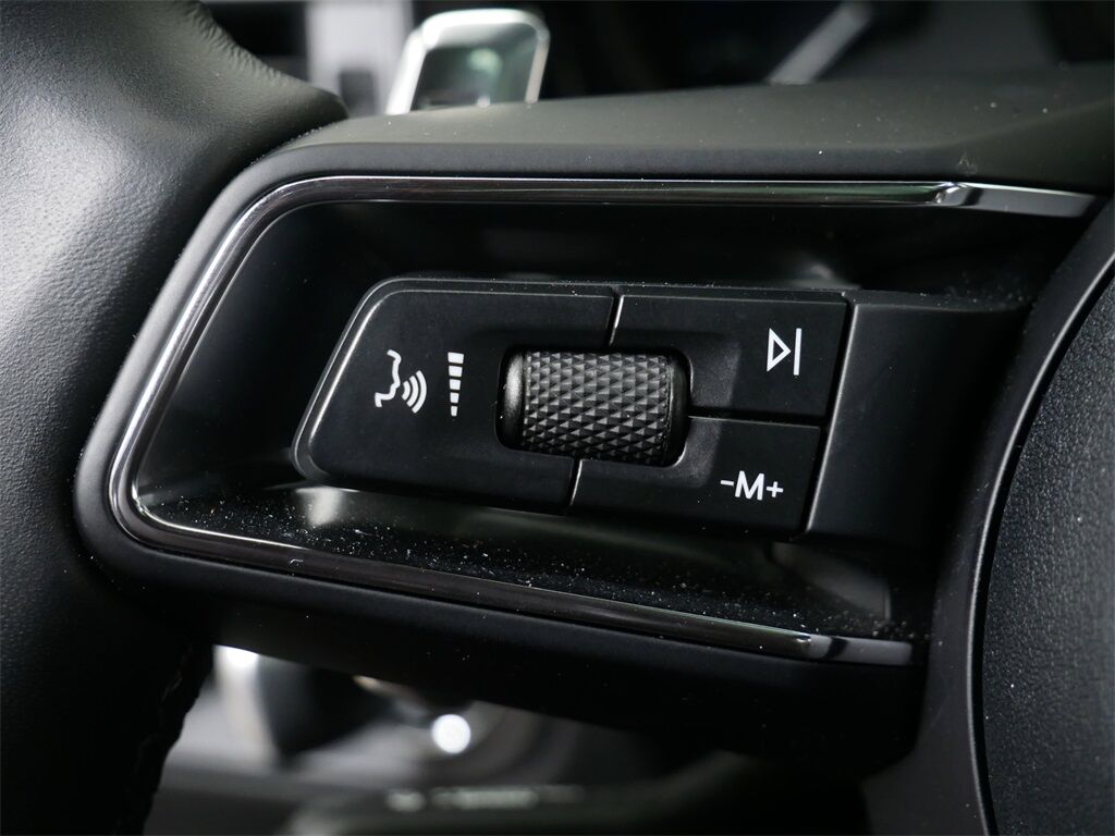 2024 Porsche Macan Oak Ridge TN