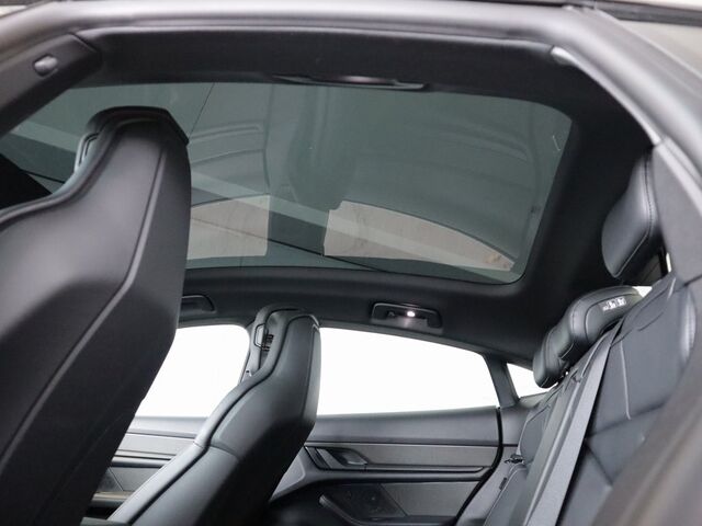 2024 Porsche Taycan 4S Merriam KS