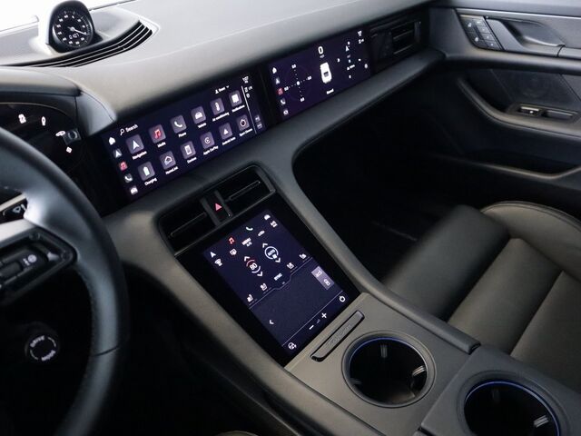 2024 Porsche Taycan 4S Merriam KS