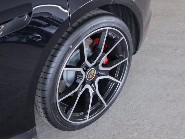 2024 Porsche Taycan 4S Merriam KS