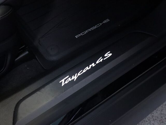 2024 Porsche Taycan 4S Merriam KS